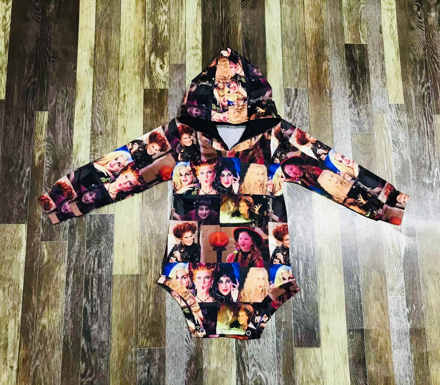 Hocus Pocus hooded leo