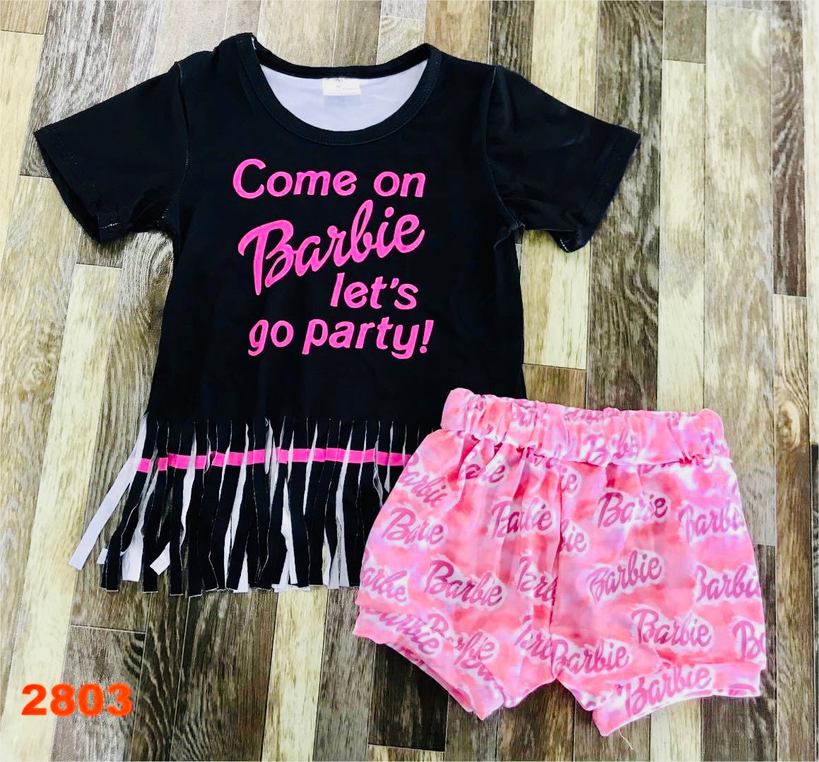 Come on Barbie shorties set