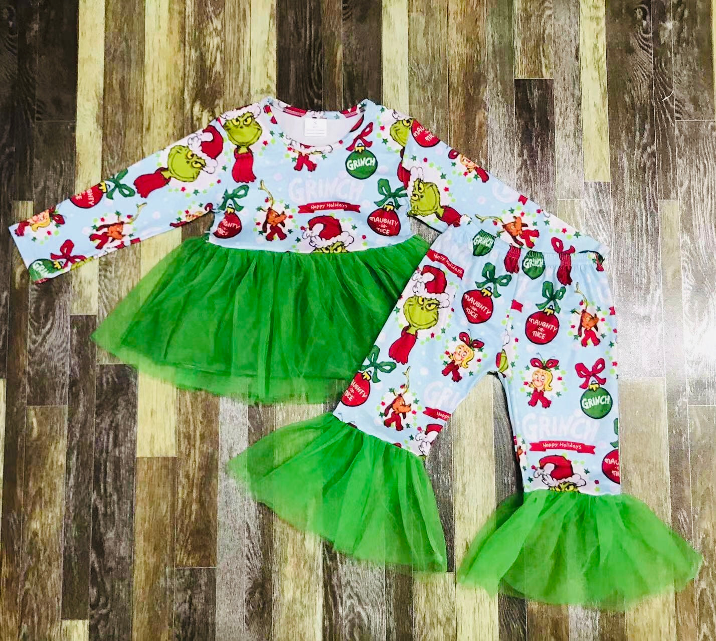 Grinch fun ❤️💚 tulle set