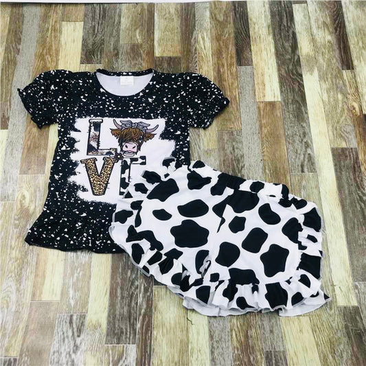 Love the cows! Boutique short set