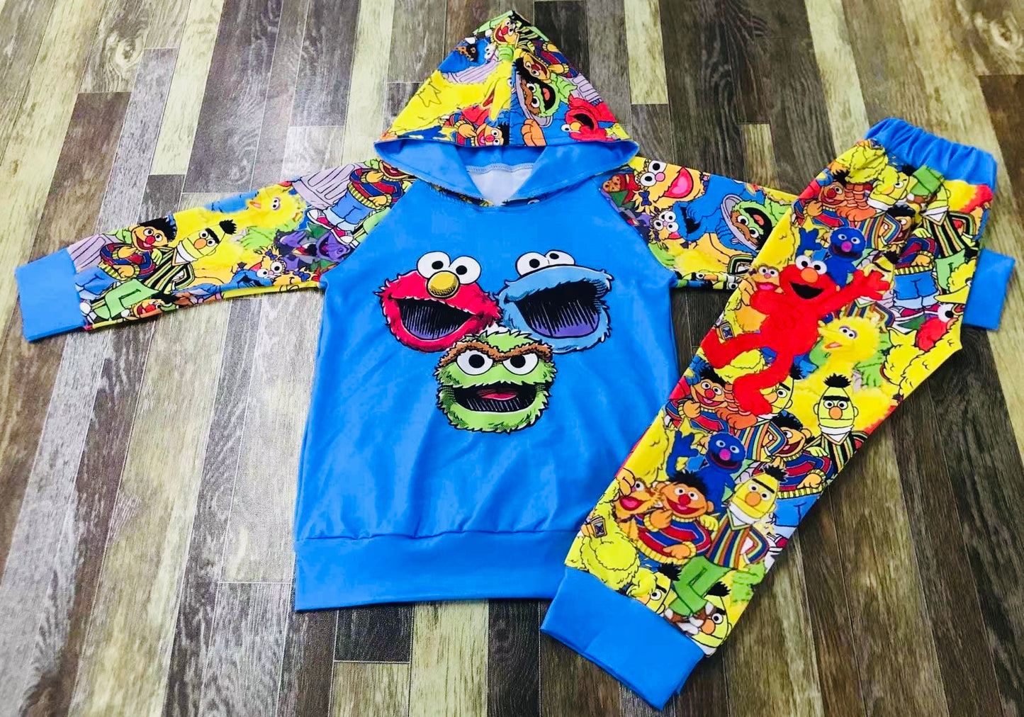 Let’s go to Sesame Street! Hoodie set