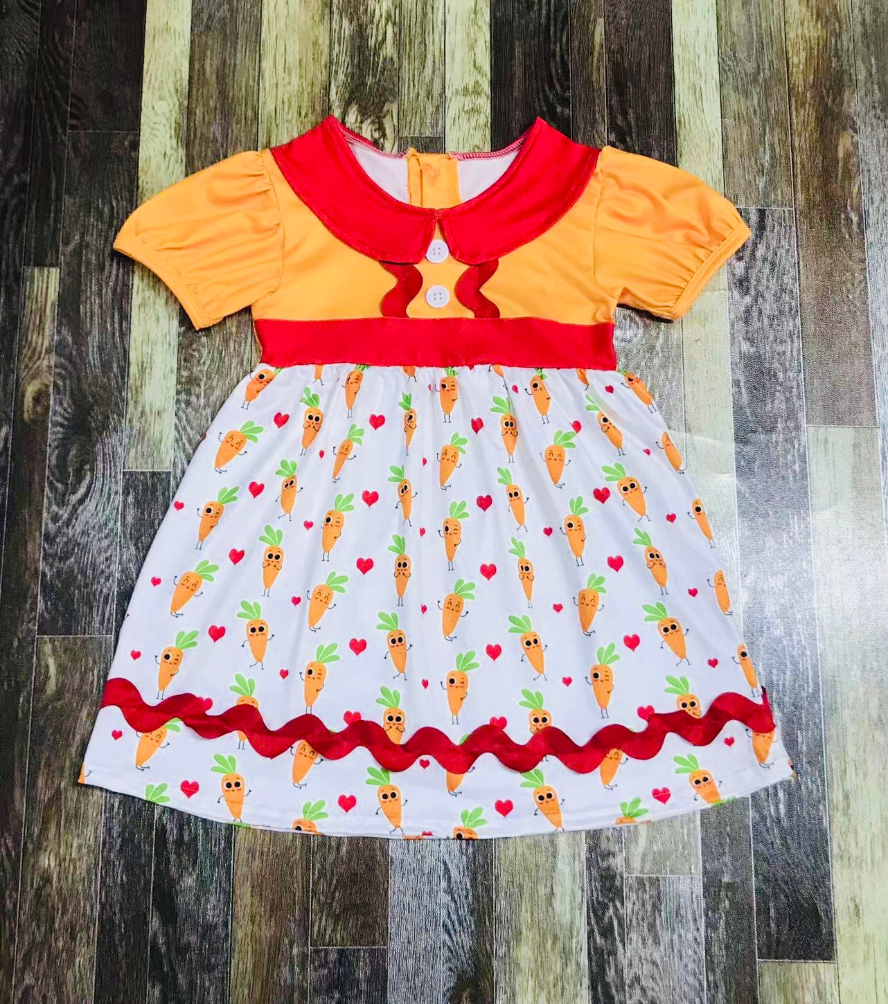 Joyful Carrots 🥕 Easter dress