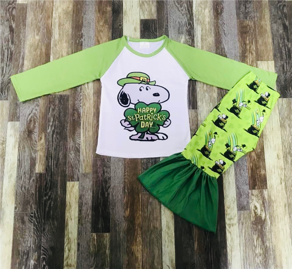 Snoopy’s Lucky 🍀 Day Bellbottom set