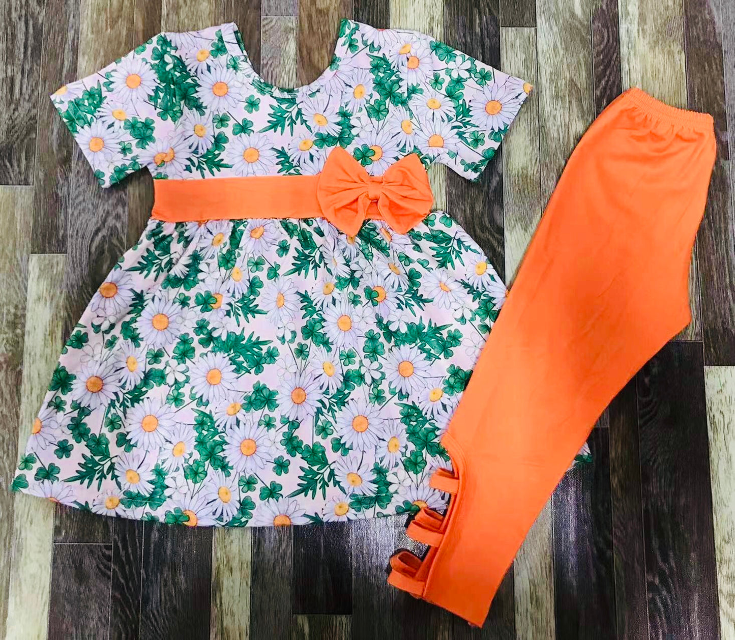 Daisies and Clovers boutique set